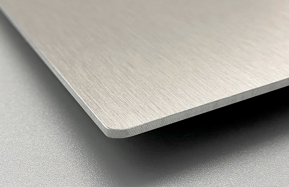 Werbehaug Materialkunde Platten Aluminium in Edelstahloptik Detailbild