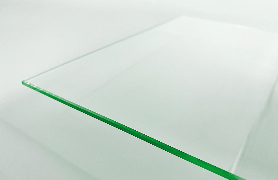 Werbehaug Materialkunde Platten ESG Floatglas gruenstichiges Glas