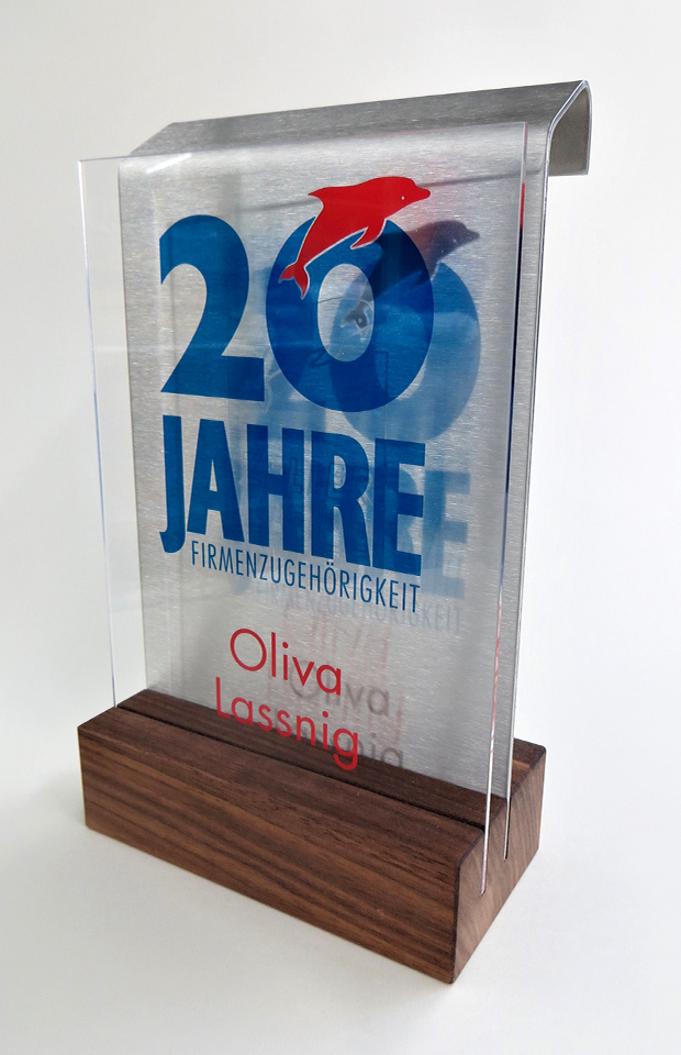 Werbehaug Award Auszeichnung Holzsockel Edelstahl Acrylglas